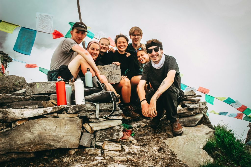 group-of-seven-people-3 men-4 women-during-trek-to-kyanjing-ri- langtang-Nepal