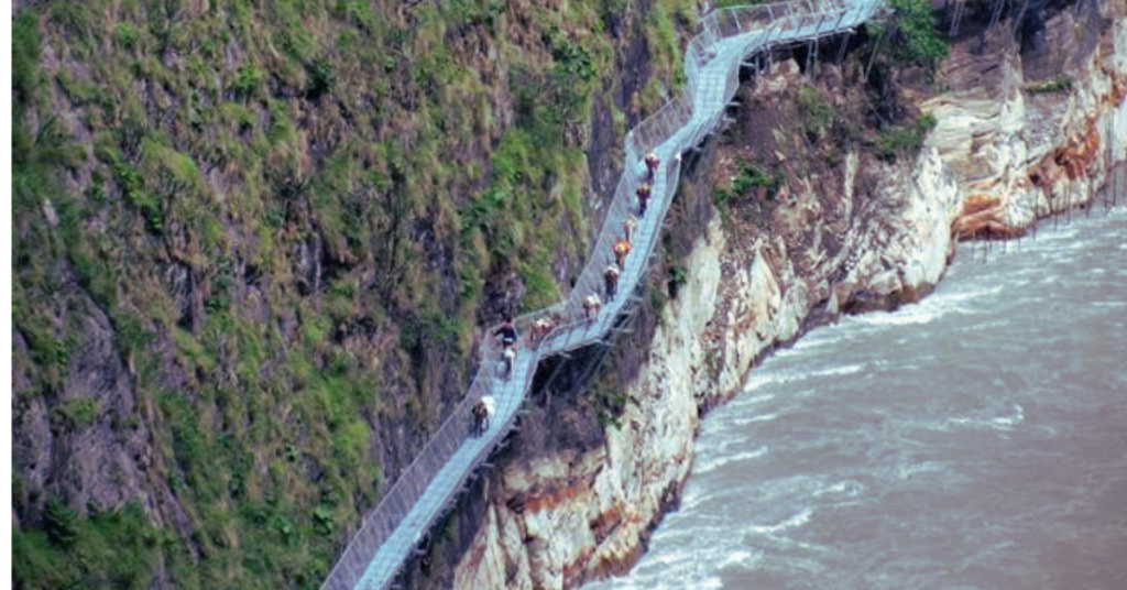 canteliver-bridge-nepal